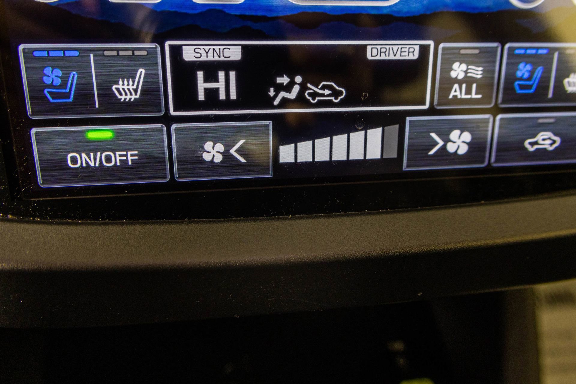 Used 2025 Subaru Forester Touring w/ Popular Package - Touring image 14