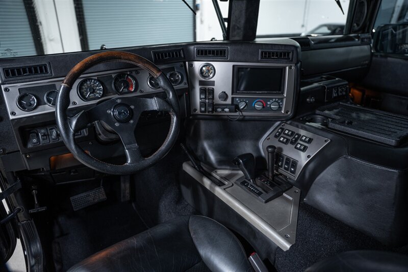 Used 2006 HUMMER H1 4-Door Wagon AWD/4WD image 20