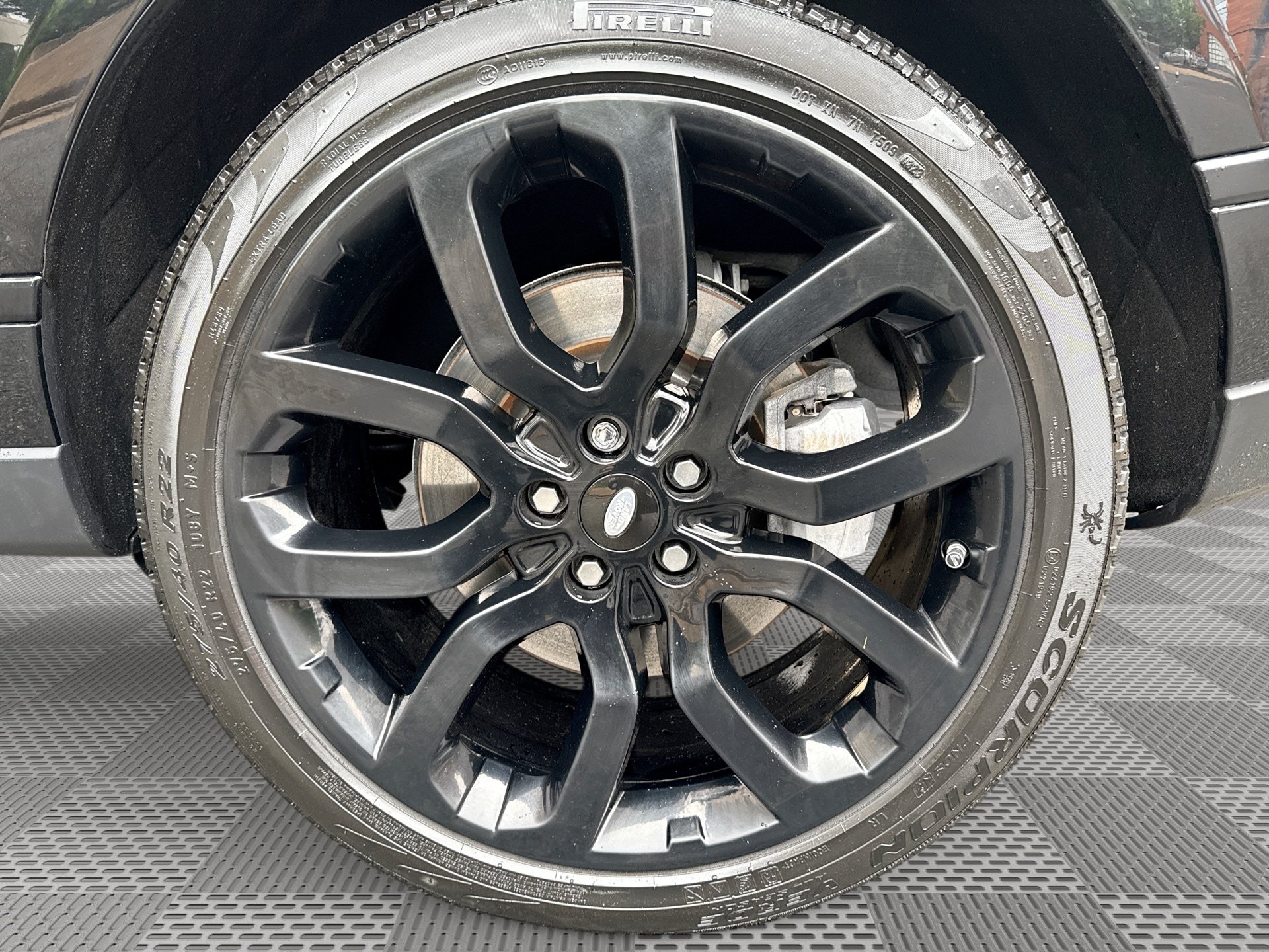 Used 2019 Land Rover Range Rover Long Wheelbase Supercharged AWD/4WD image 29