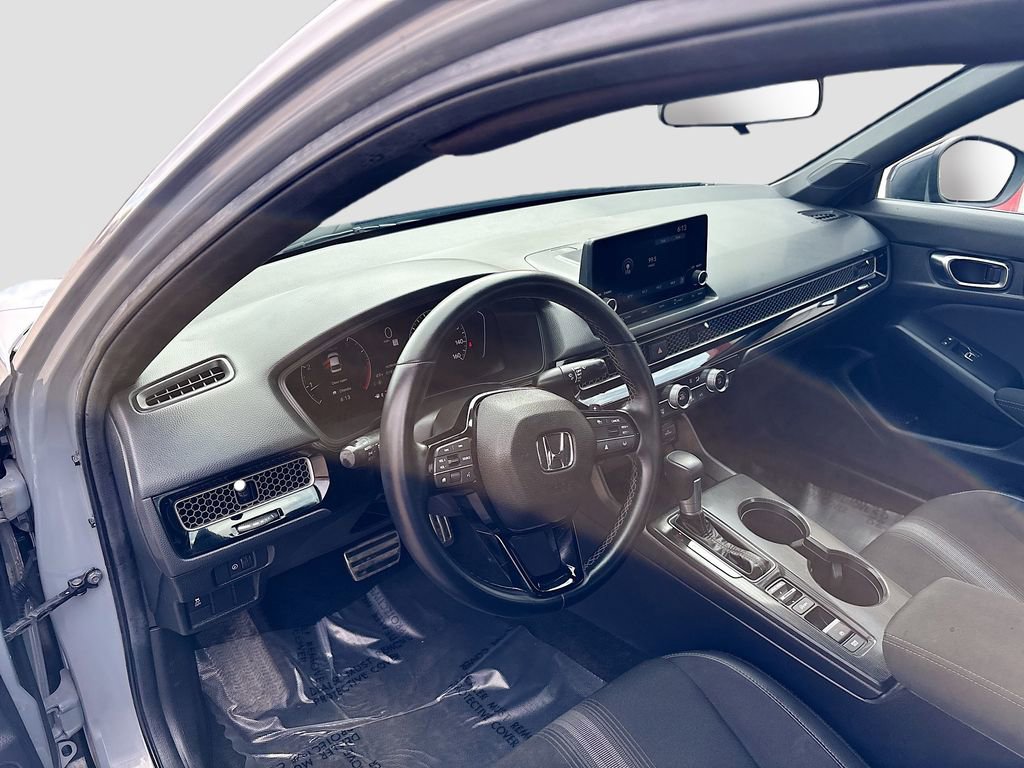 Used 2025 Honda Civic Sport image 9