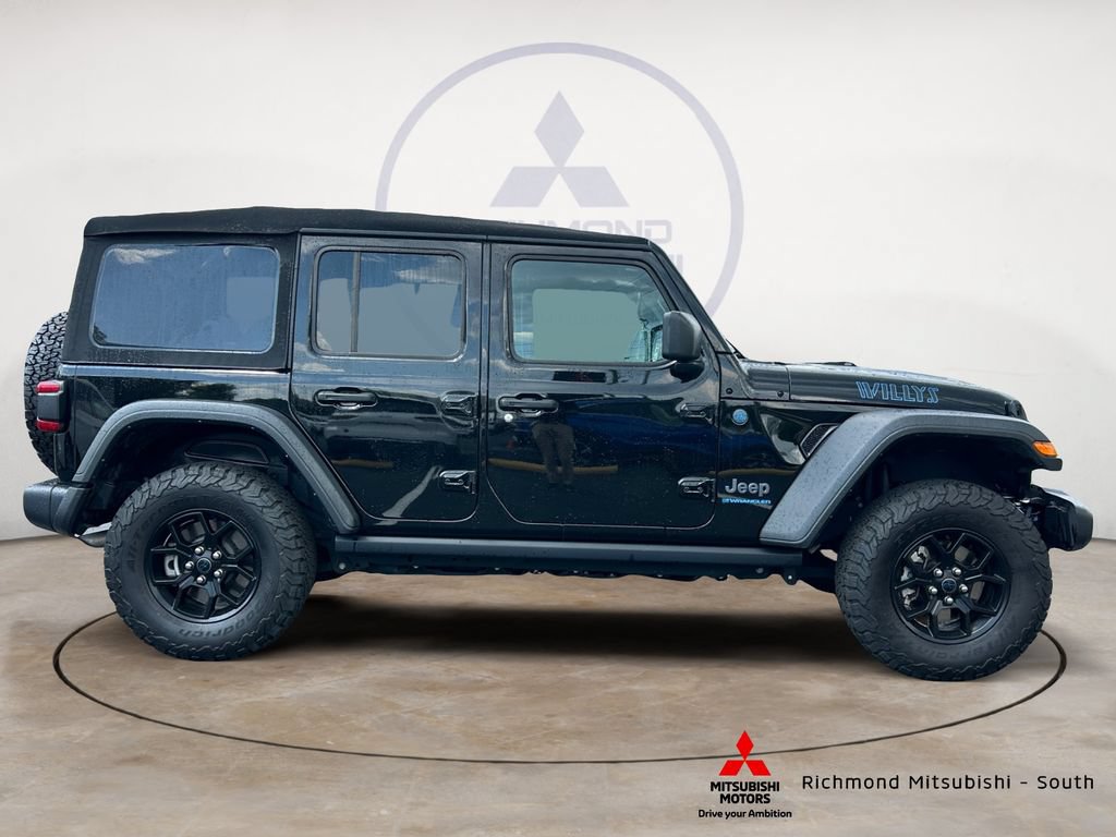 Used 2024 Jeep Wrangler Unlimited AWD/4WD image 2