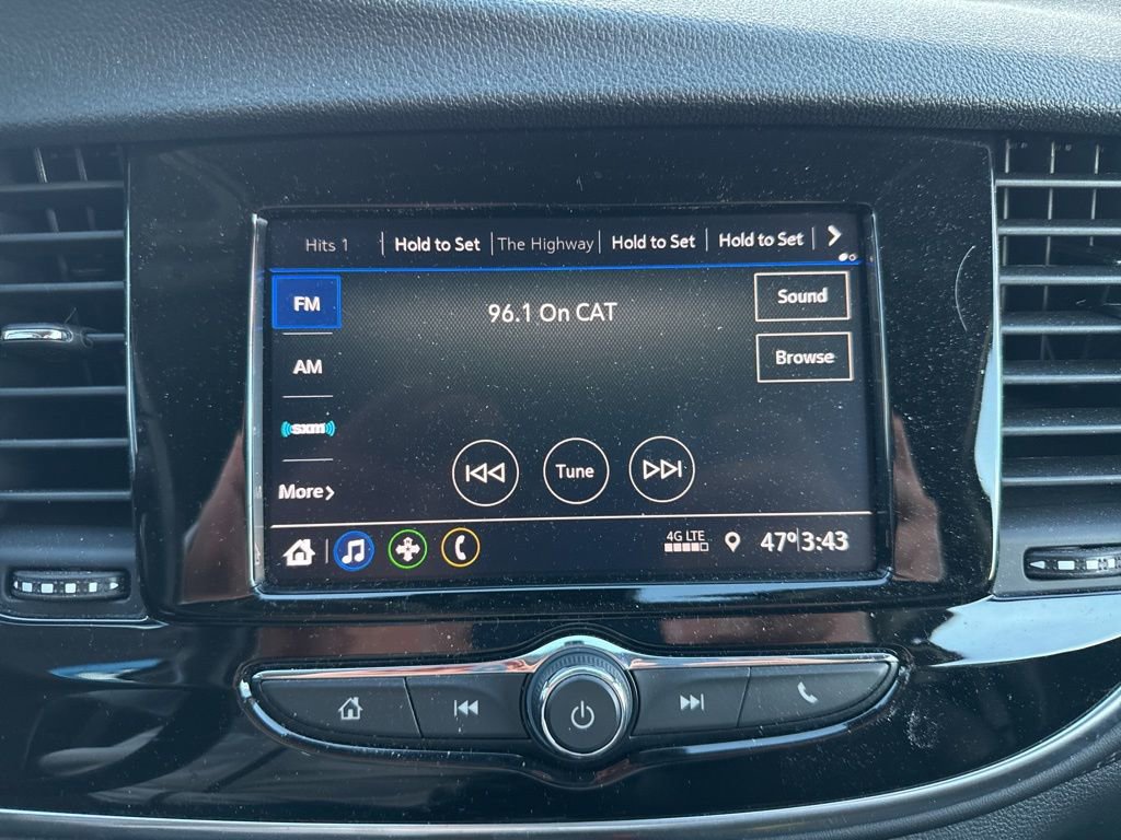 Used 2022 Buick Encore Preferred w/ Safety Package image 34