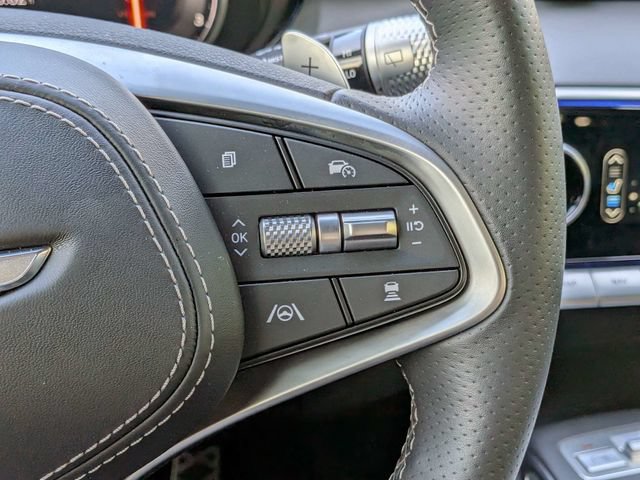 Used 2025 Genesis GV70 3.5T Sport w/ Sport Advanced Package AWD/4WD image 28