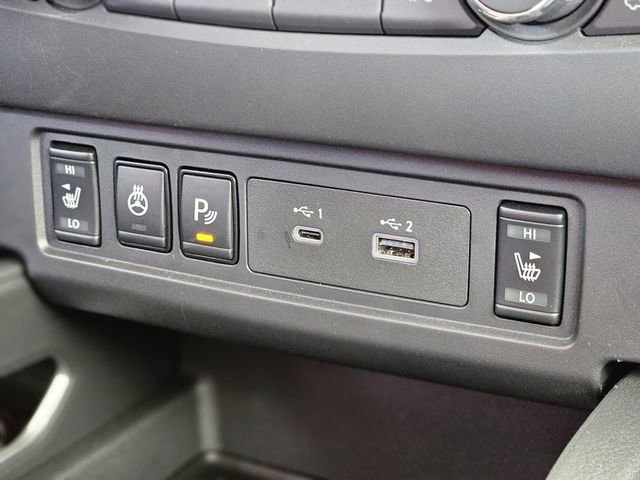 Certified 2025 Nissan Frontier SV w/ SV Convenience Package RWD image 24