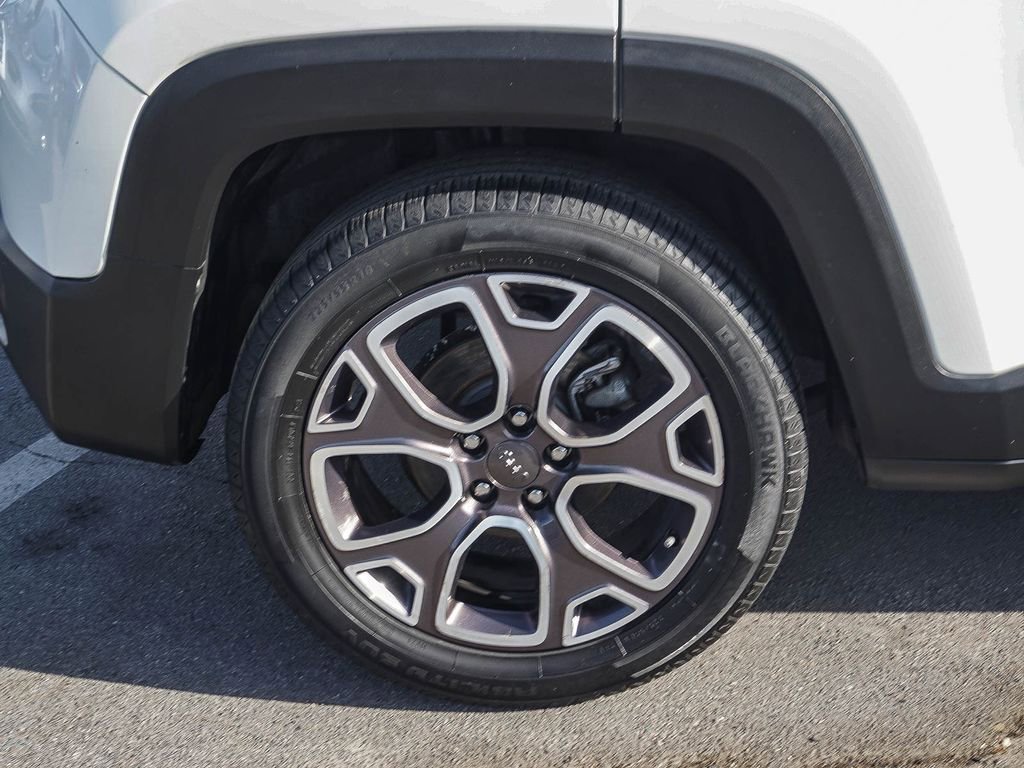 Used 2018 Jeep Renegade Limited w/ Safety & Security Group FWD image 8