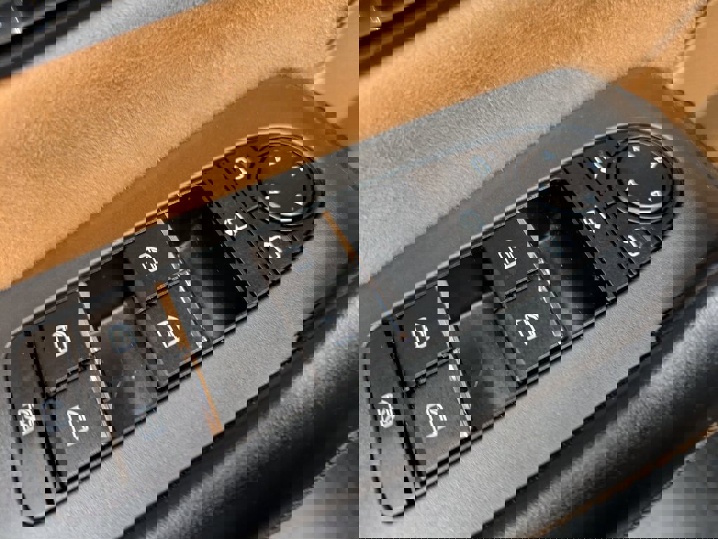 Certified 2025 MAZDA CX-70 3.3 Turbo S w/ Premium Plus image 9