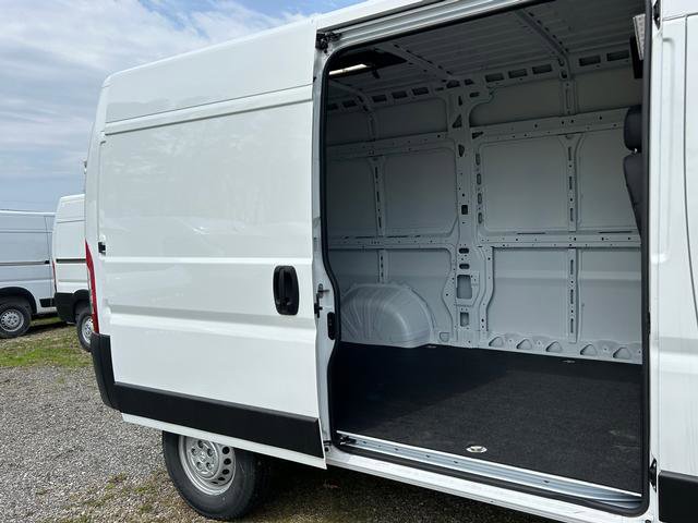 New 2024 RAM ProMaster 1500 w/ Convenience Group image 18