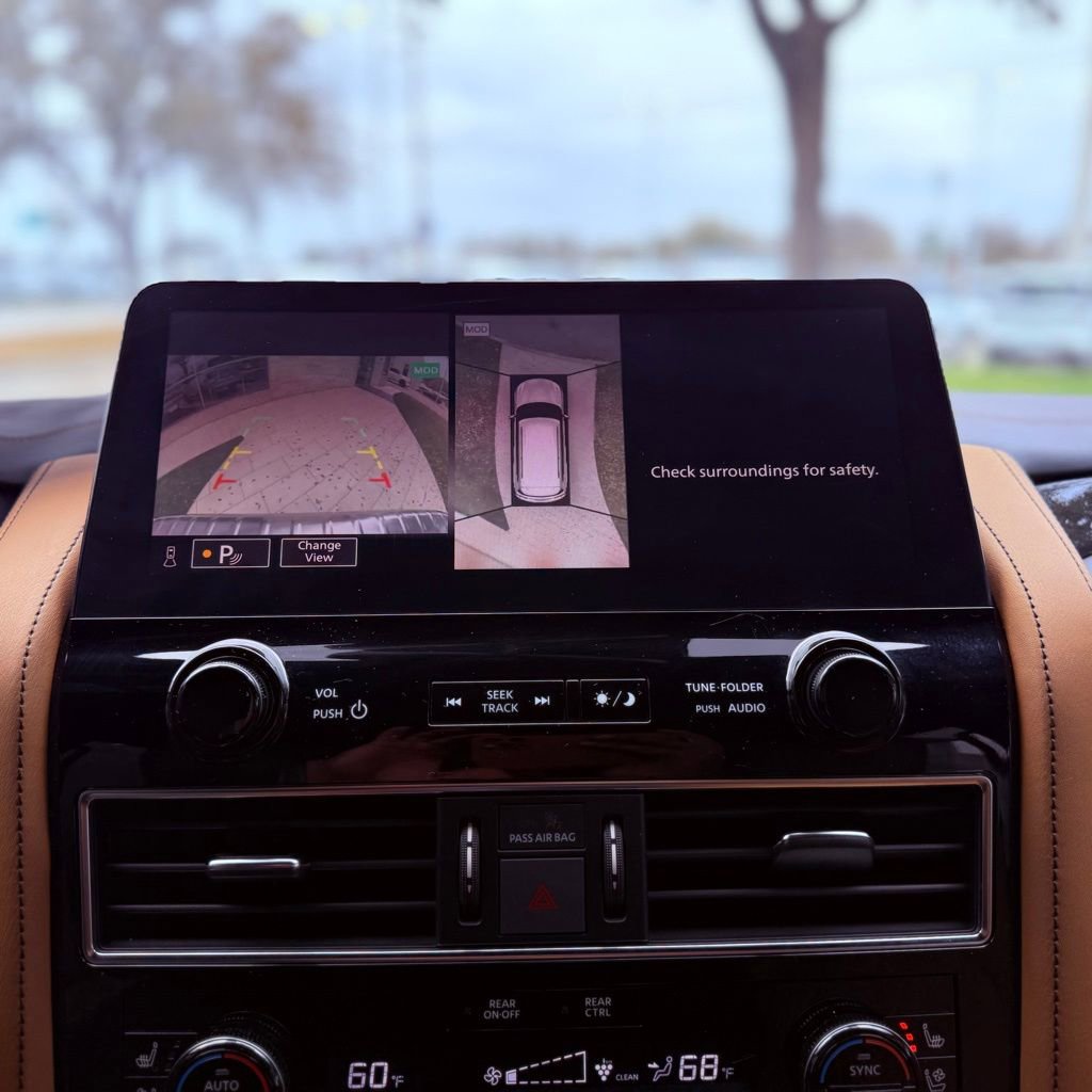 Used 2023 INFINITI QX80 Sensory w/ Cargo Package image 13