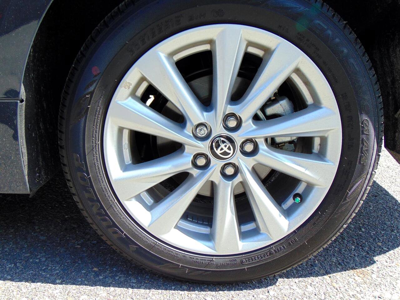 Used 2025 Toyota Corolla LE image 9