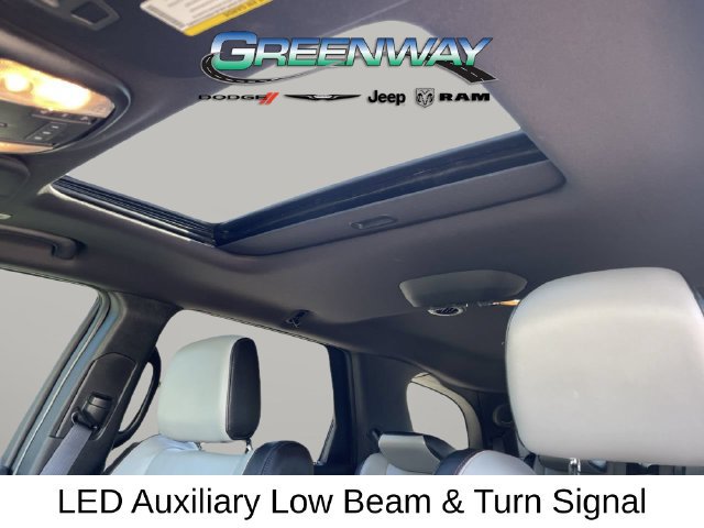 Used 2023 Dodge Durango R/T RWD image 23