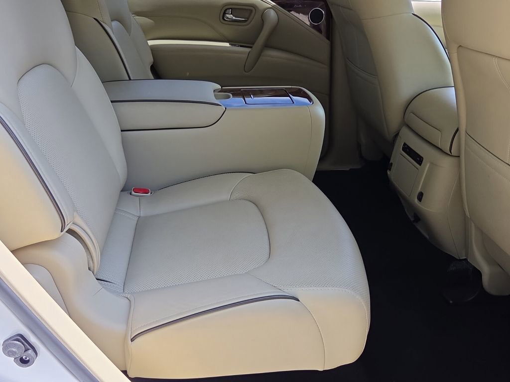 Used 2018 INFINITI QX80 2WD w/ Driver Assistance Package image 18