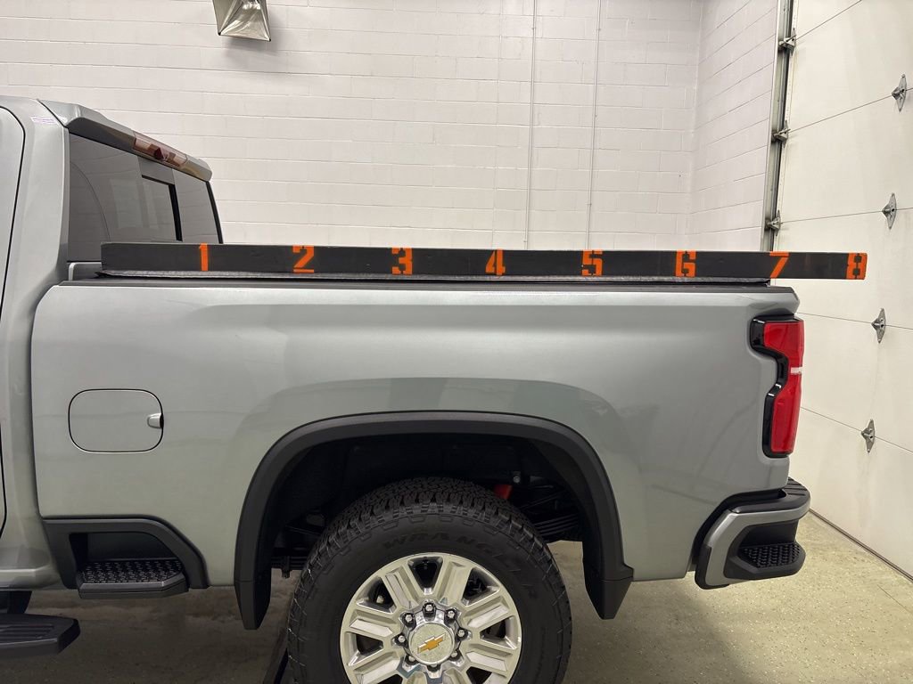 Used 2024 Chevrolet Silverado 3500 High Country w/ High Country Premium Package AWD/4WD image 13