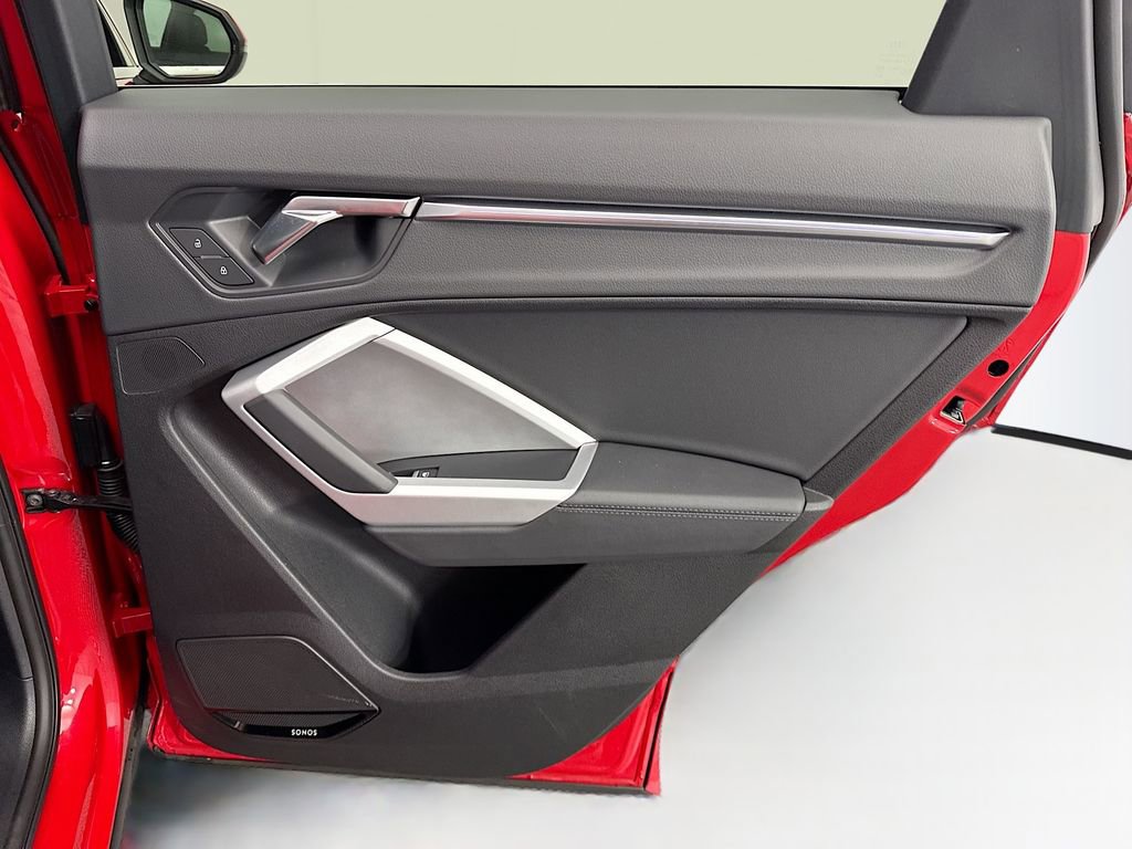 Certified 2025 Audi Q3 2.0T Premium Plus w/ Premium Plus Package image 25