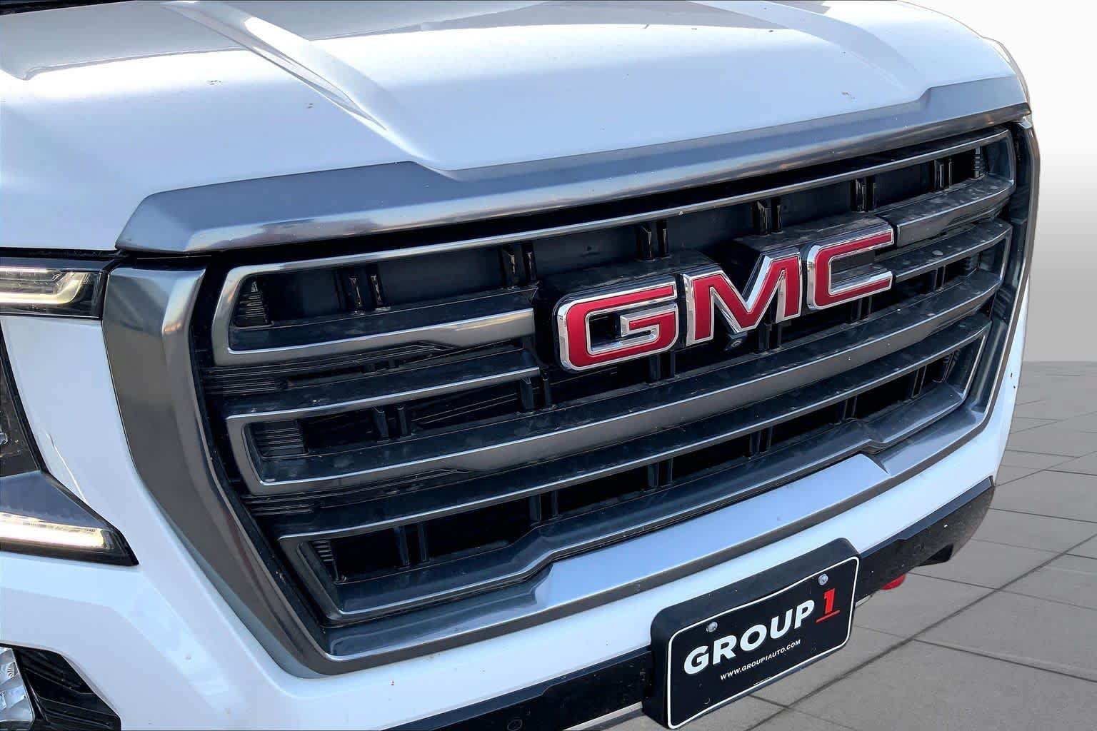 Used 2024 GMC Yukon XL AT4 w/ AT4 Premium Plus Package AWD/4WD image 59