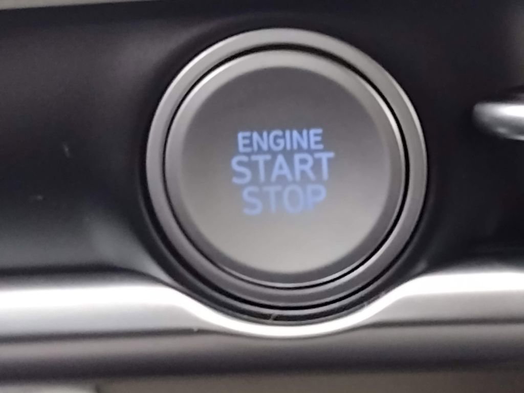 Certified 2022 Hyundai Kona SEL w/ Convenience Package image 31