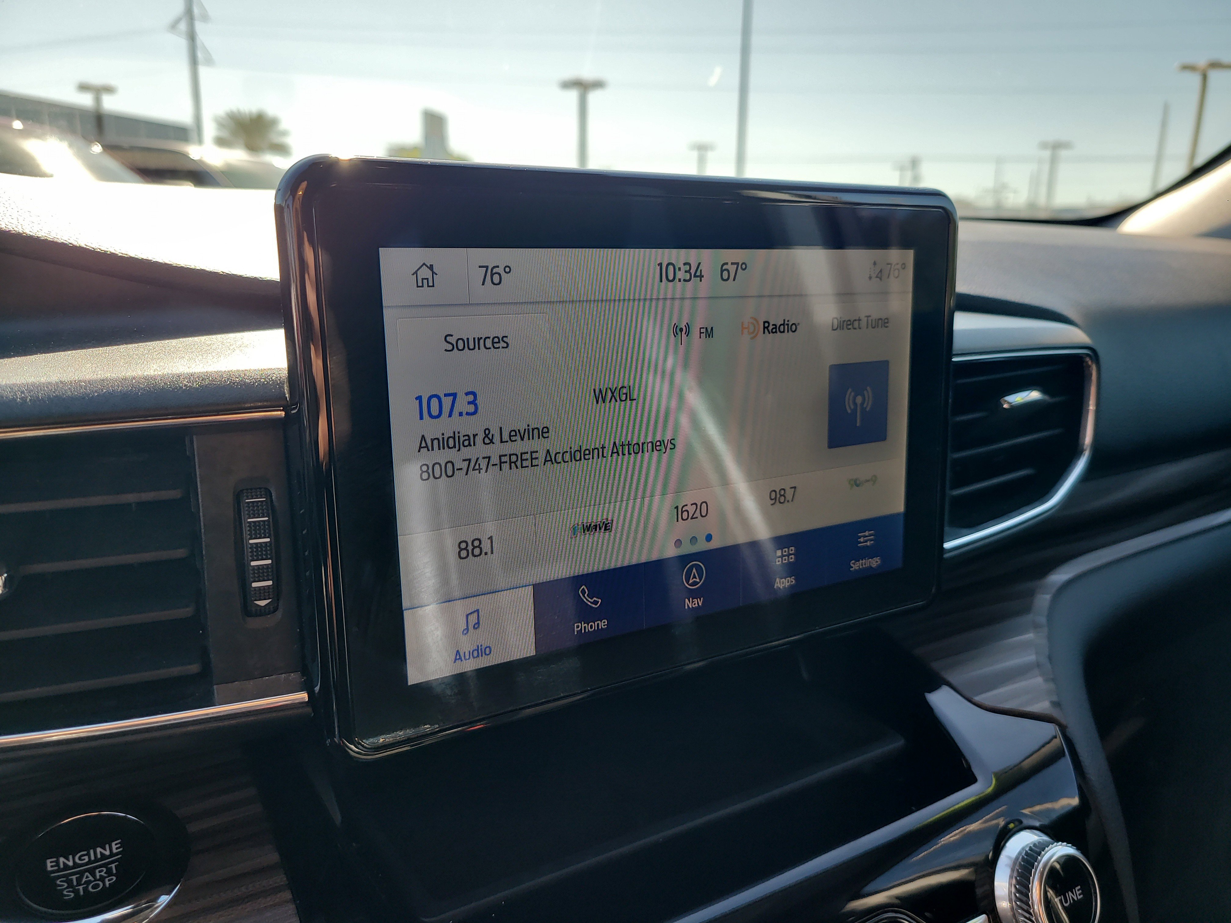 Used 2024 Ford Explorer Limited image 21