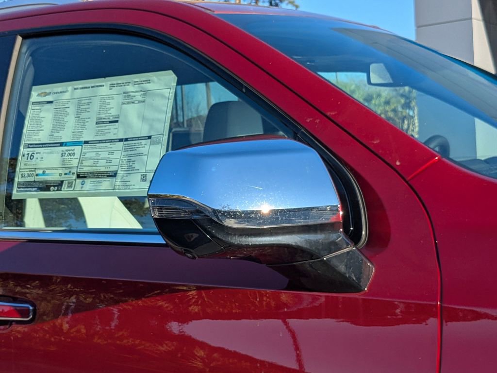 New 2025 Chevrolet Suburban Premier image 13