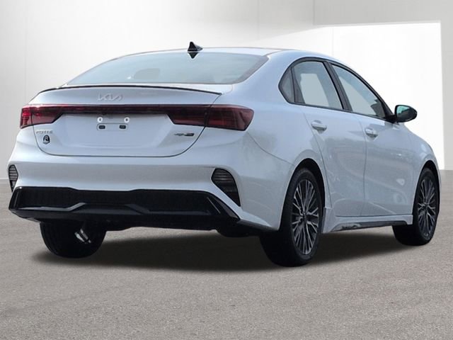 Used 2022 Kia Forte GT-Line w/ GT-Line Premium Package FWD image 6