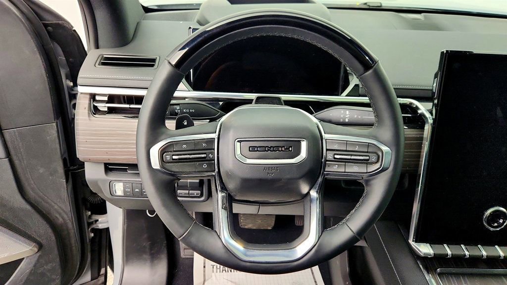 Used 2025 GMC Sierra EV Denali AWD/4WD image 12