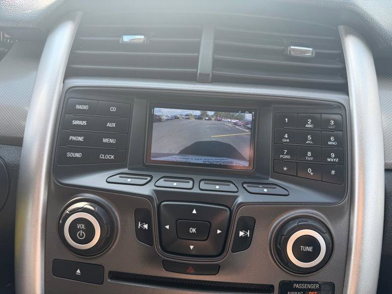 Used 2012 Ford Edge SEL AWD/4WD image 18