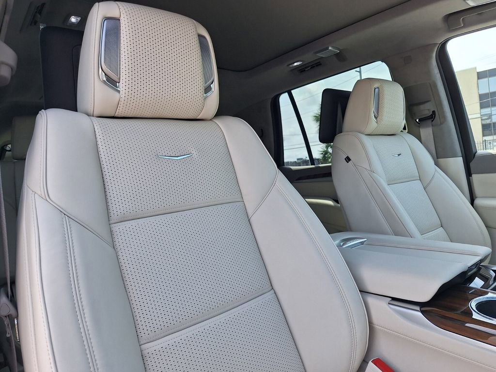 New 2026 Cadillac Escalade Platinum Sport RWD image 31