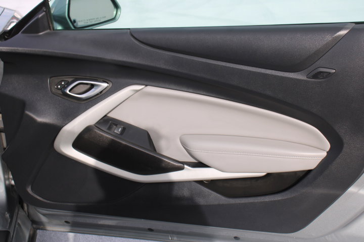 Used 2023 Chevrolet Camaro LT image 19