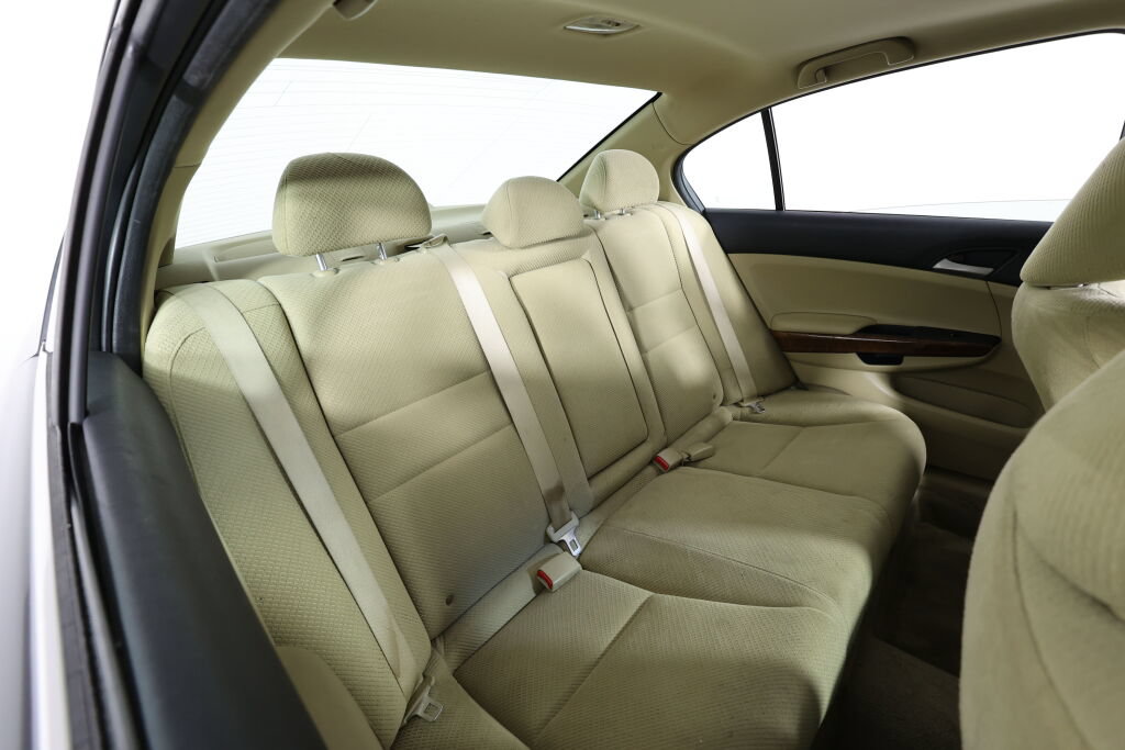 Used 2012 Honda Accord EX image 38