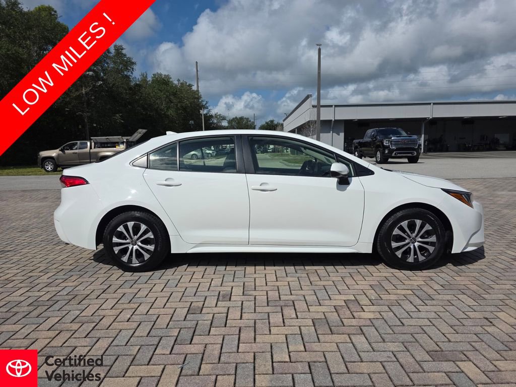 Certified 2022 Toyota Corolla LE FWD image 12