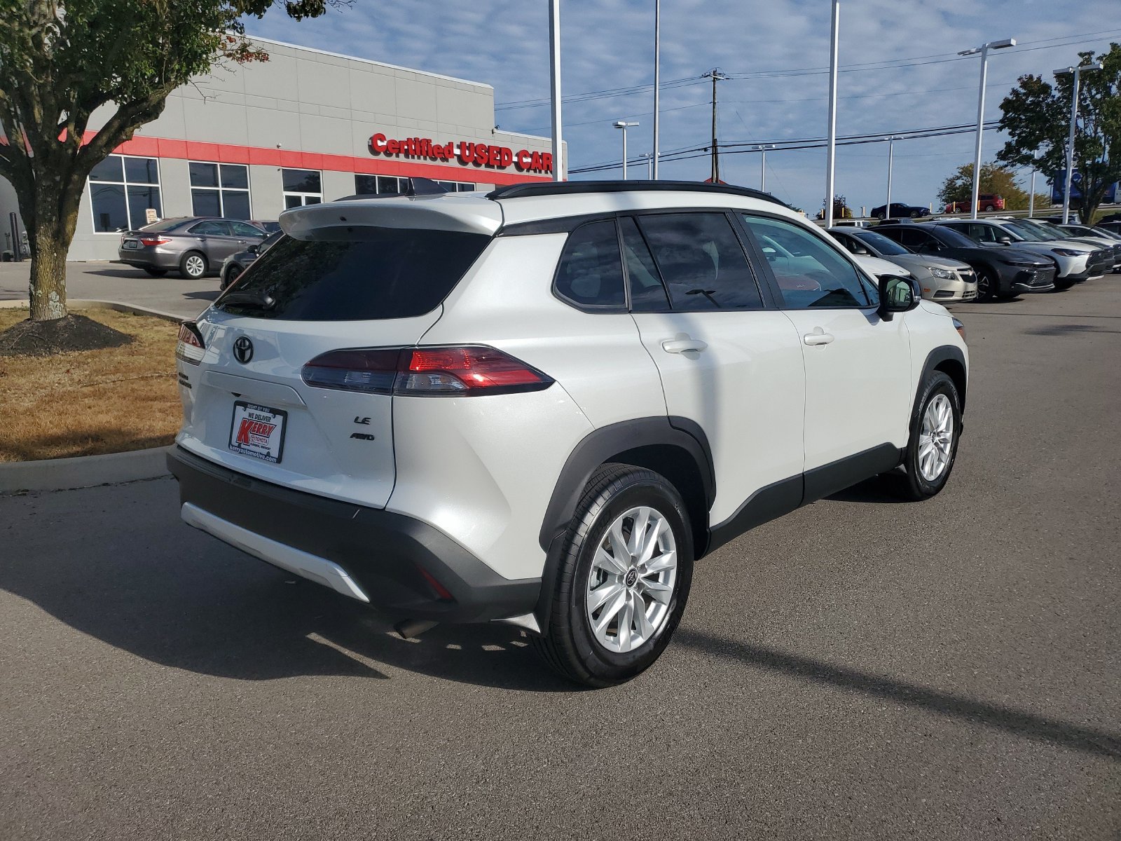 Certified 2026 Toyota Corolla Cross LE AWD/4WD image 4
