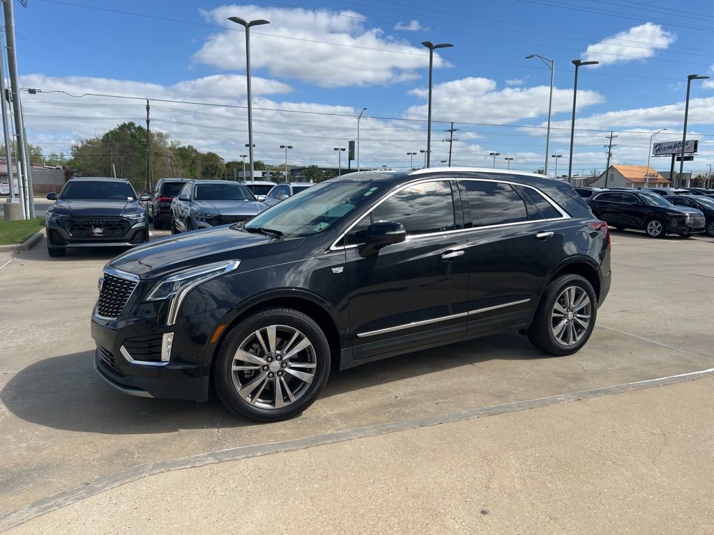 Used 2020 Cadillac XT5 Premium Luxury image 3