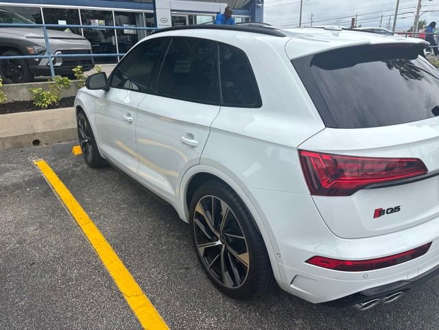 Used 2021 Audi SQ5 Prestige w/ Prestige Package AWD/4WD image 5