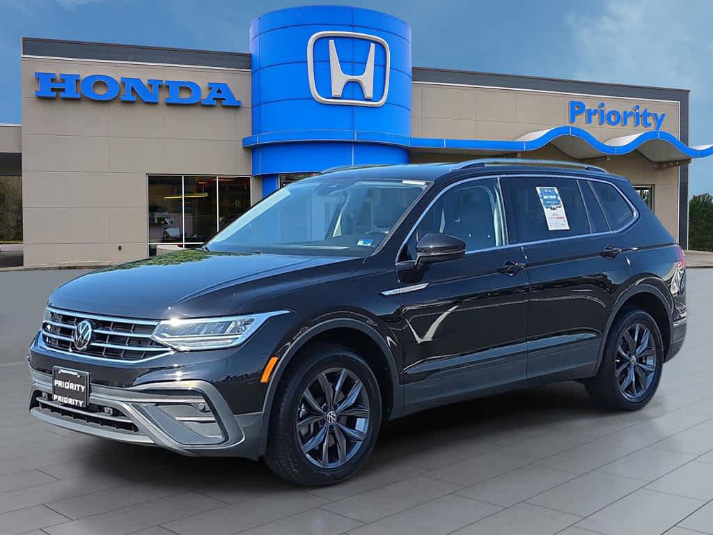 Used 2022 Volkswagen Tiguan SE