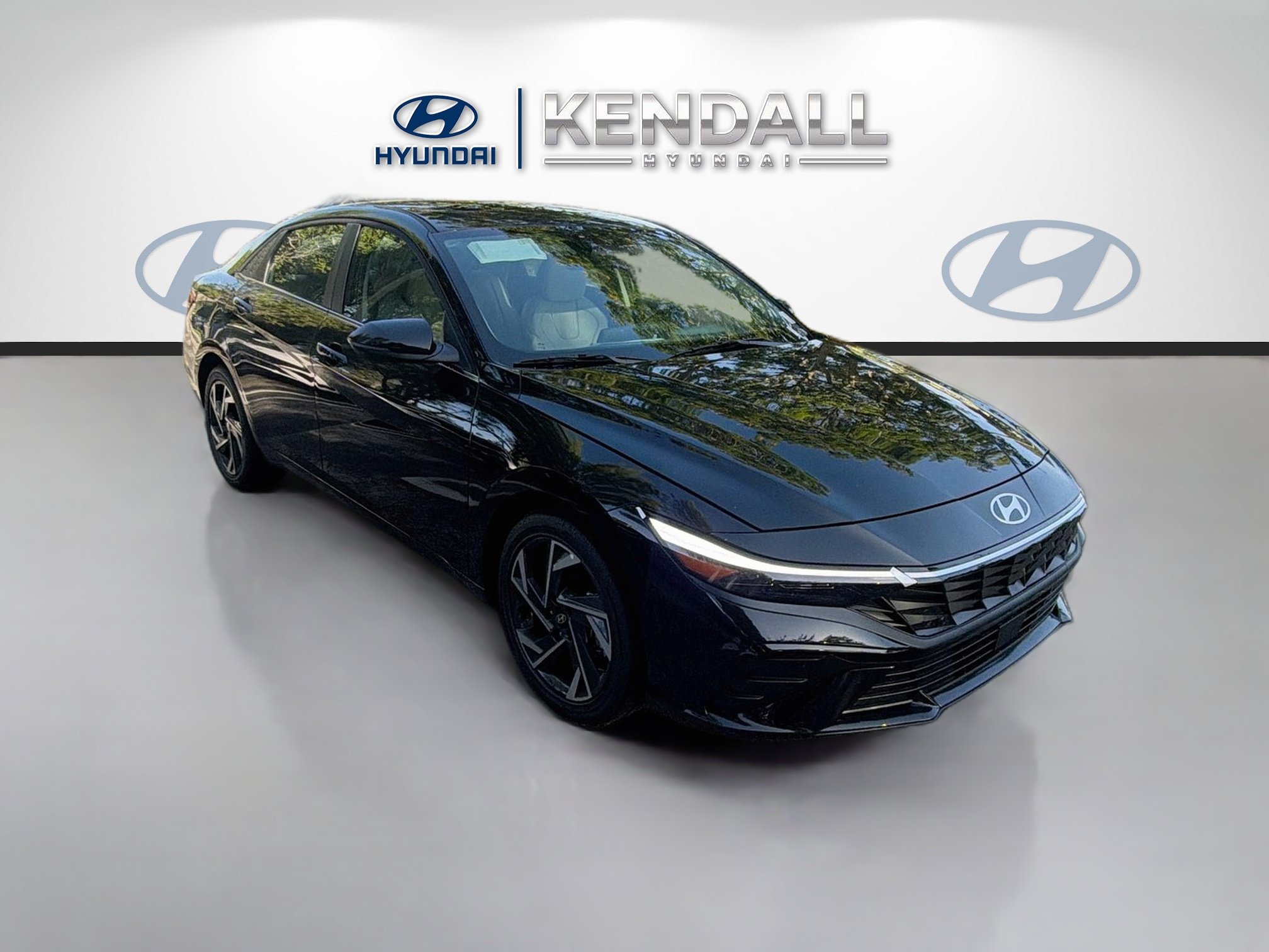 New 2026 Hyundai Elantra Limited FWD image 1