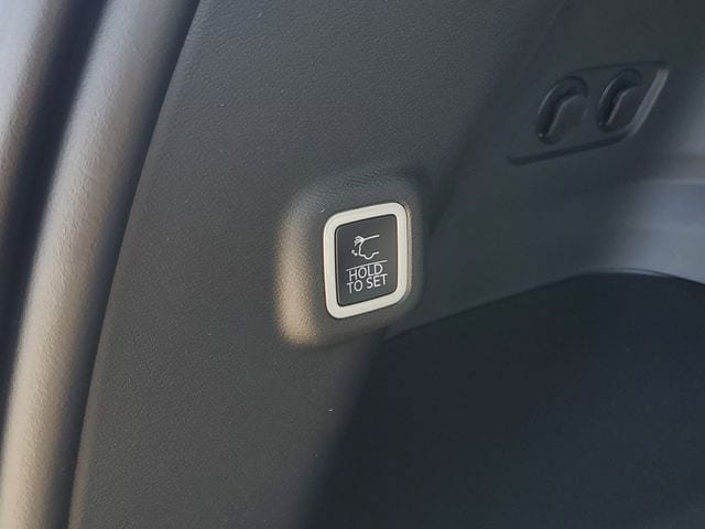 New 2026 Jeep Cherokee Overland AWD/4WD image 10