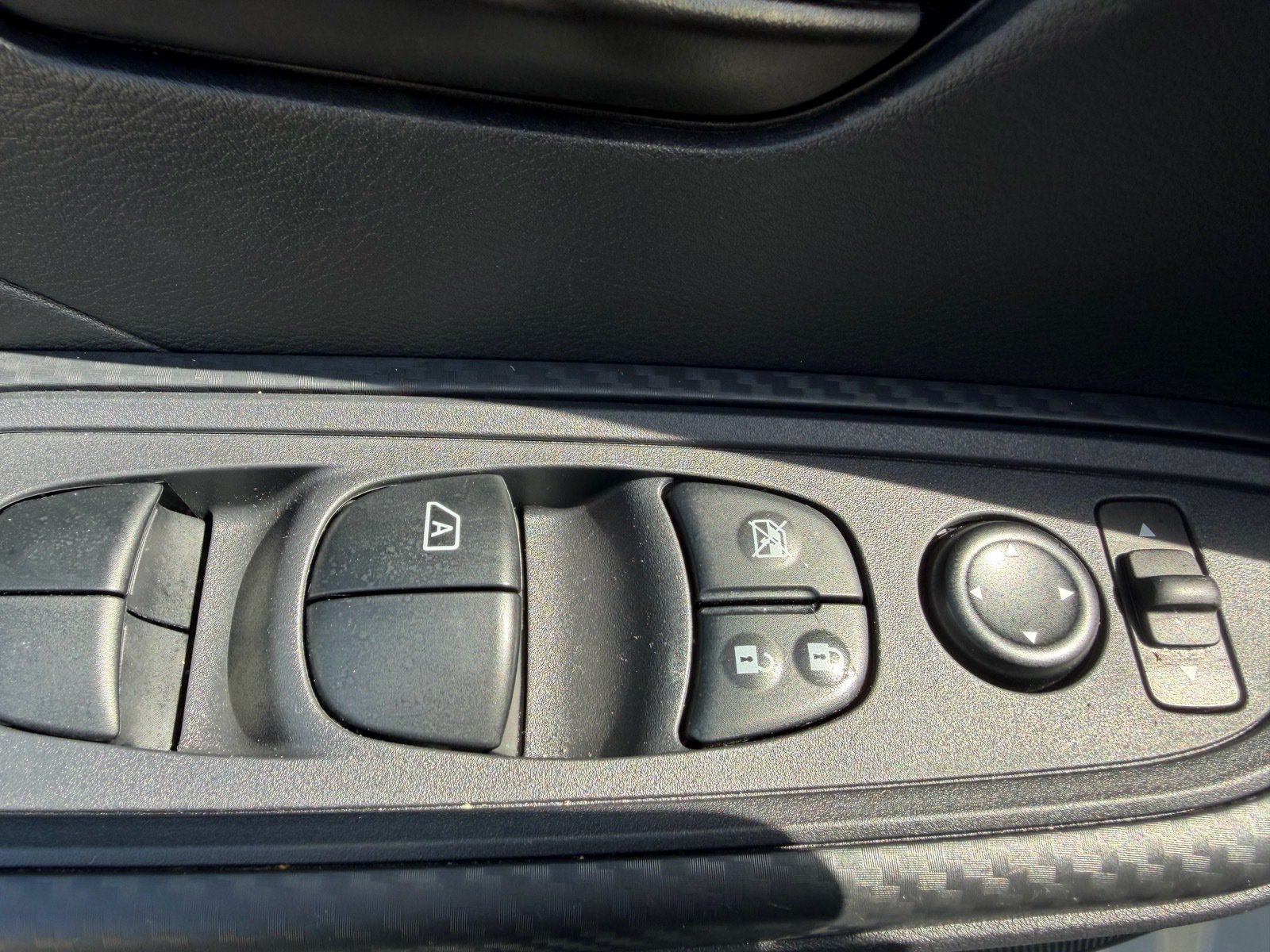 Certified 2025 Nissan Versa S w/ Trunk Package FWD image 24
