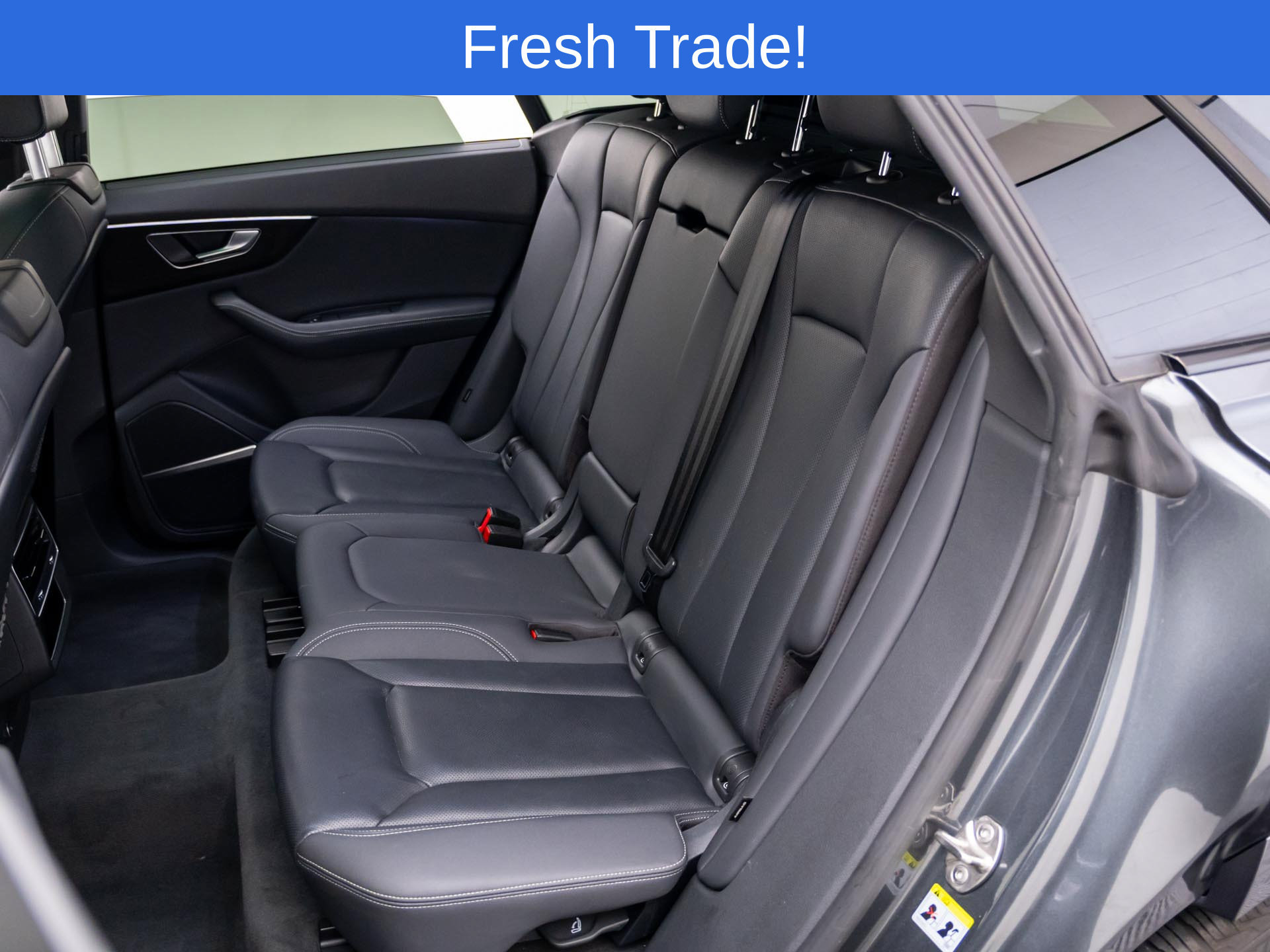 Used 2022 Audi Q8 Prestige w/ Prestige Package AWD/4WD image 15