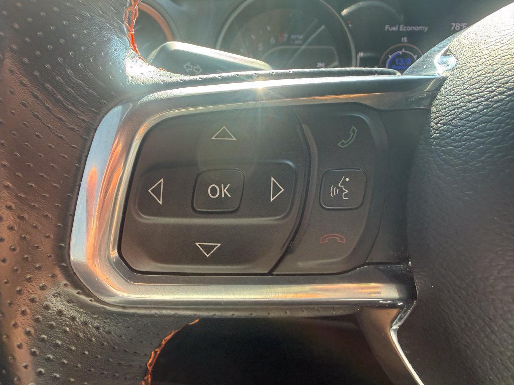 Used 2022 Jeep Gladiator Mojave w/ LED Lighting Group AWD/4WD image 18