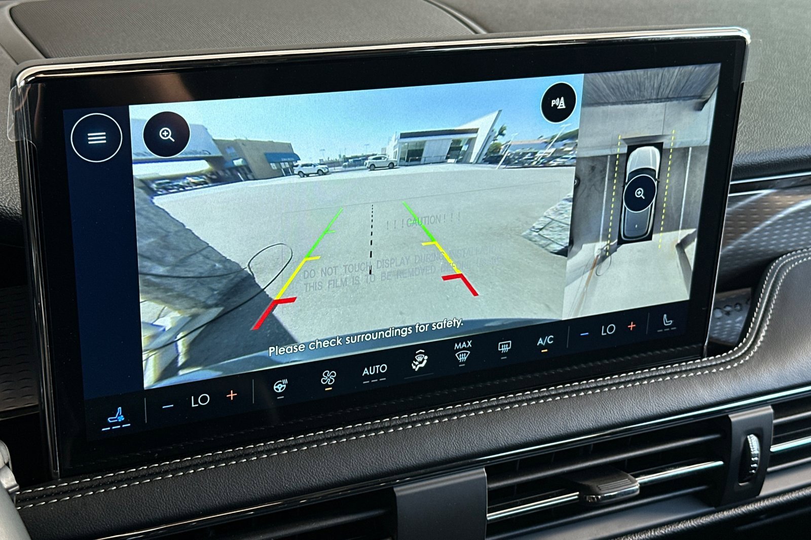 New 2025 Lincoln Corsair Reserve w/ Equipment Group 202A image 19