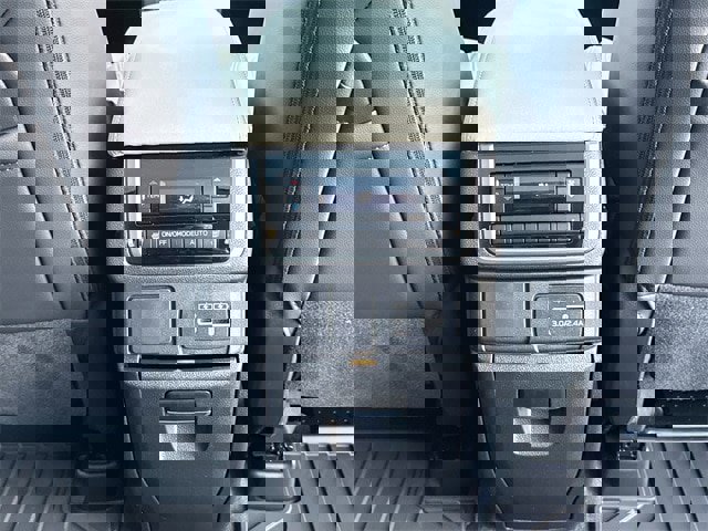 New 2025 Subaru Ascent Limited image 25