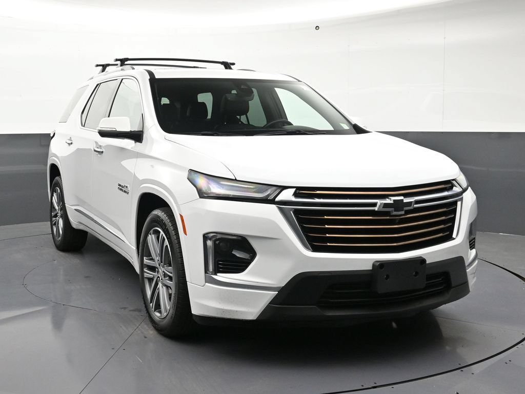 Used 2023 Chevrolet Traverse High Country w/ LPO, Floor Liner Package AWD/4WD image 7