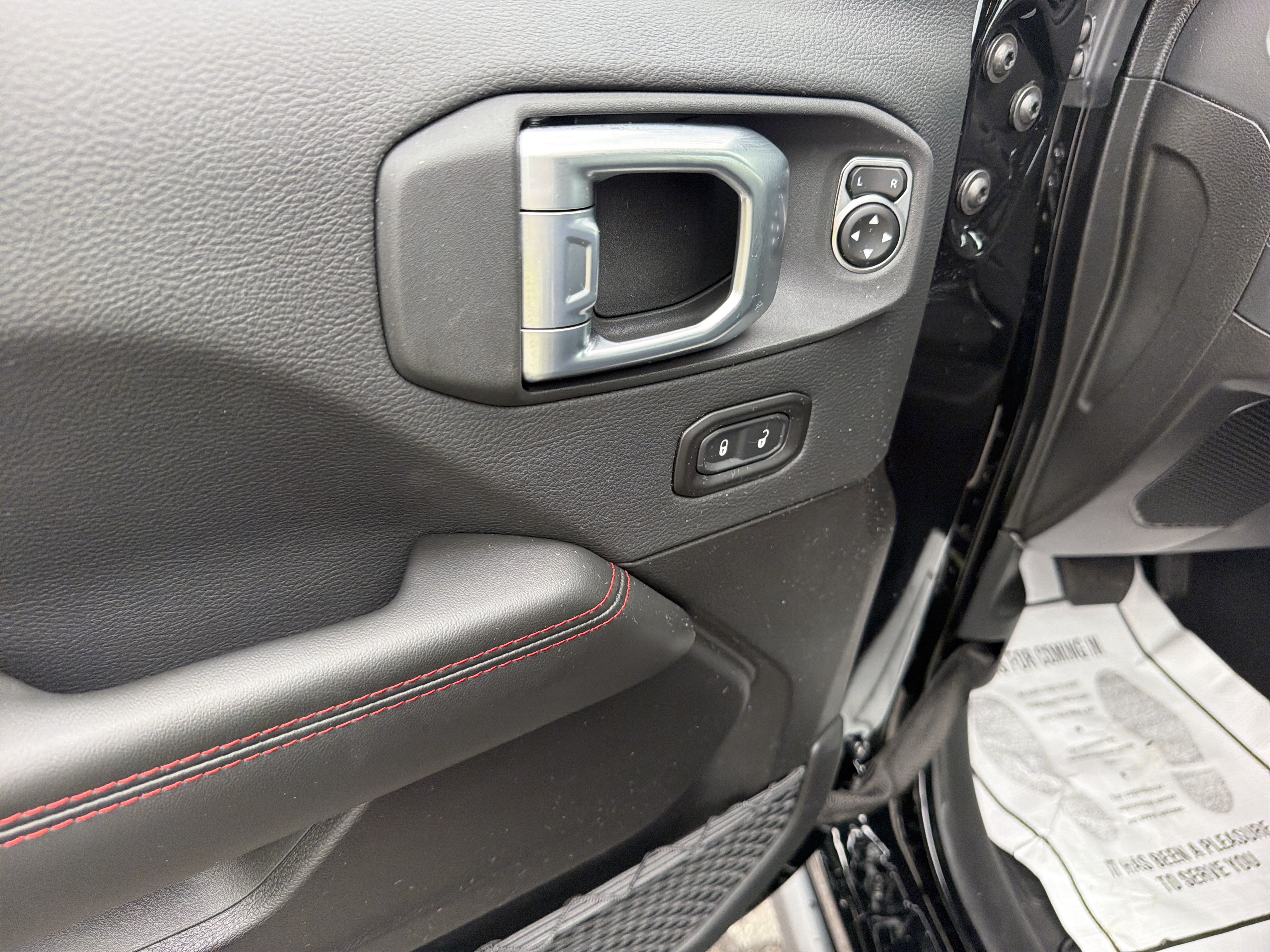 New 2027 Jeep Wrangler Unlimited Rubicon AWD/4WD image 15