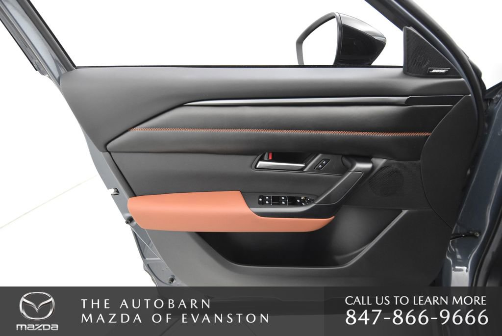 Certified 2025 MAZDA CX-50 AWD 2.5 Turbo w/ Accent Package image 32