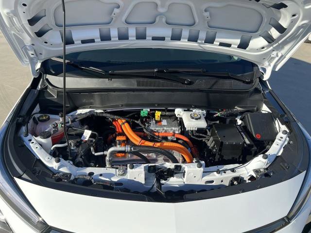 New 2027 Chevrolet Bolt LT w/ Comfort Package image 29