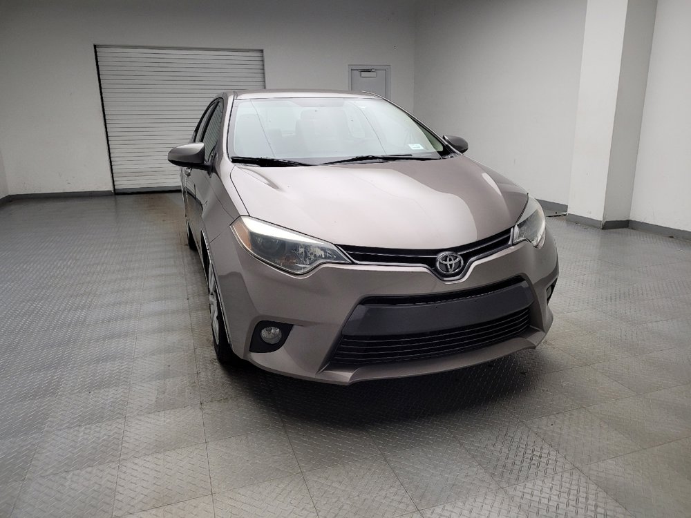 Used 2015 Toyota Corolla LE FWD image 14