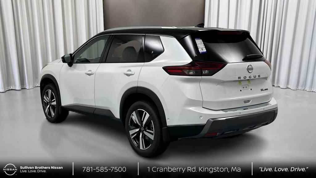 Used 2024 Nissan Rogue SL w/ SL Premium Package AWD/4WD image 7