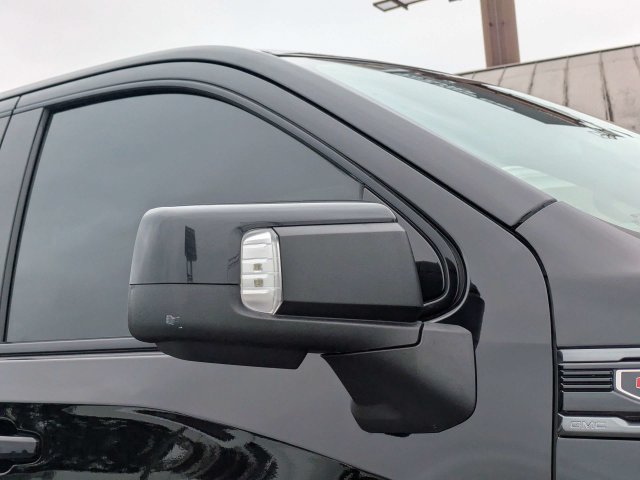Used 2022 GMC Sierra 1500 AT4 AWD/4WD image 13