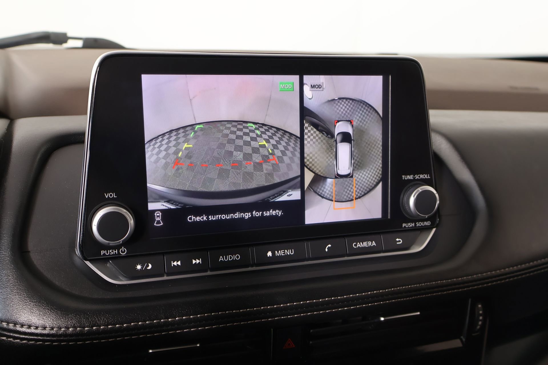 Used 2023 Nissan Rogue SL AWD/4WD image 6