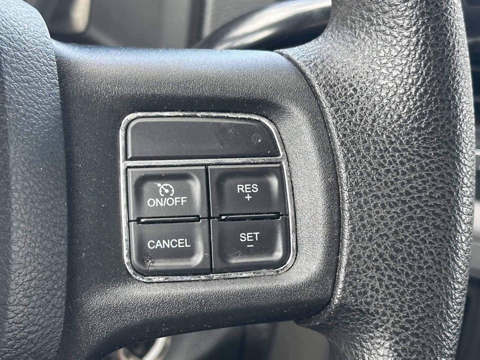 Used 2015 RAM 2500 Tradesman w/ Chrome Appearance Group AWD/4WD image 23