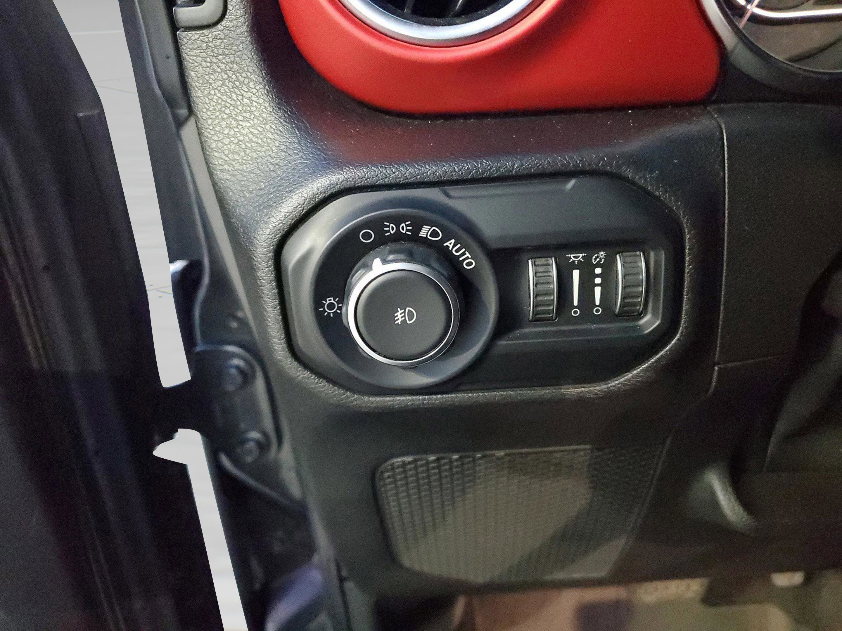 Used 2019 Jeep Wrangler Unlimited Rubicon image 31
