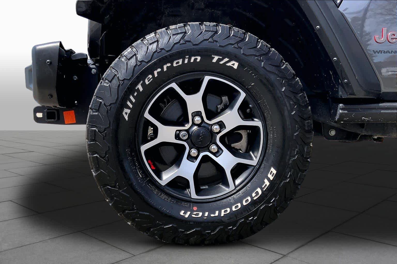 Used 2023 Jeep Wrangler Rubicon AWD/4WD image 12